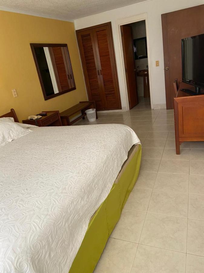 Hotel Bachue Girardot Esterno foto