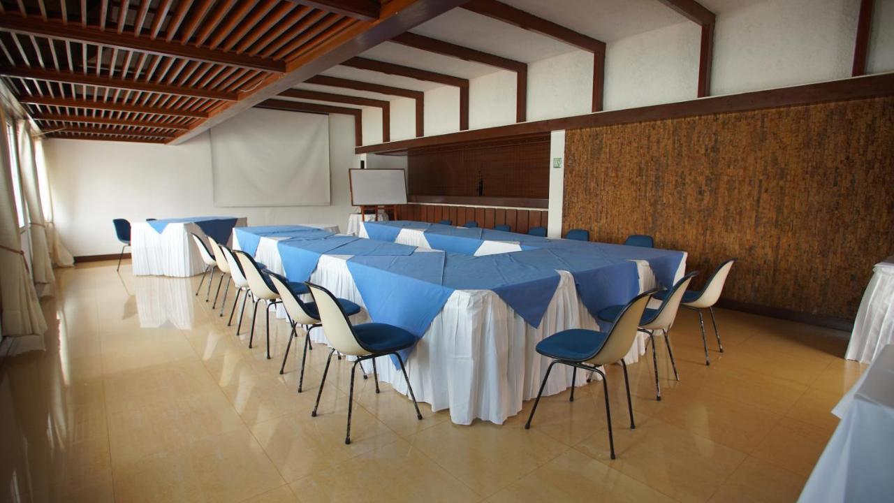 Hotel Bachue Girardot Esterno foto