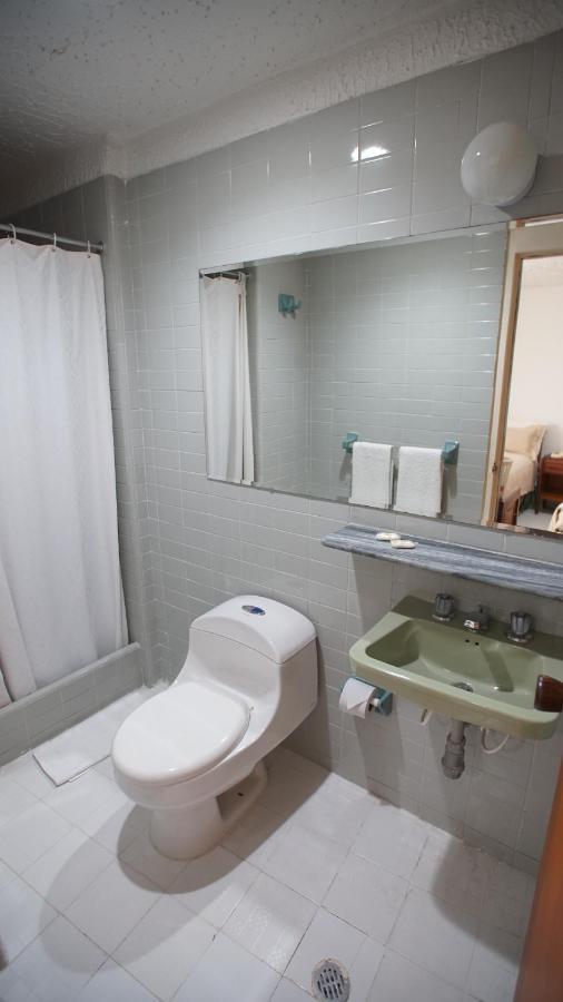 Hotel Bachue Girardot Esterno foto